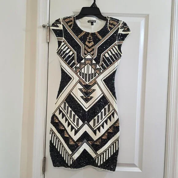 Express Geometric Sequin Bodycon Dress - Aztec, Gatsby, 20's, Holiday Party - Picture 5 of 11